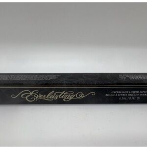 Everlasting Liquid Lipstick mini shade Queen of Poison